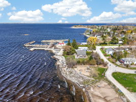  Photo 40