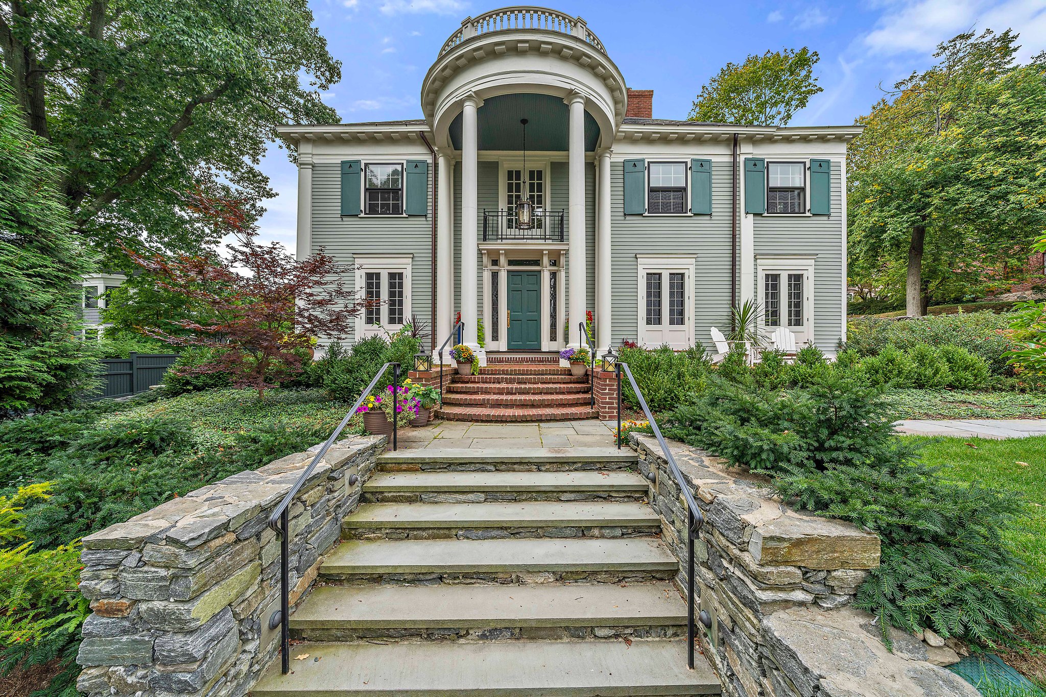  26 Weybridge Rd, Brookline, MA 02445, US Photo 2