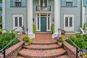  26 Weybridge Rd, Brookline, MA 02445, US Photo 2