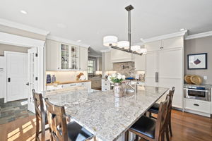  26 Weybridge Rd, Brookline, MA 02445, US Photo 11