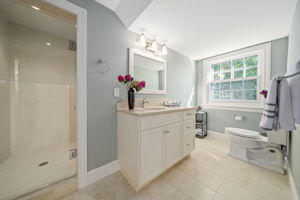  26 Weybridge Rd, Brookline, MA 02445, US Photo 47