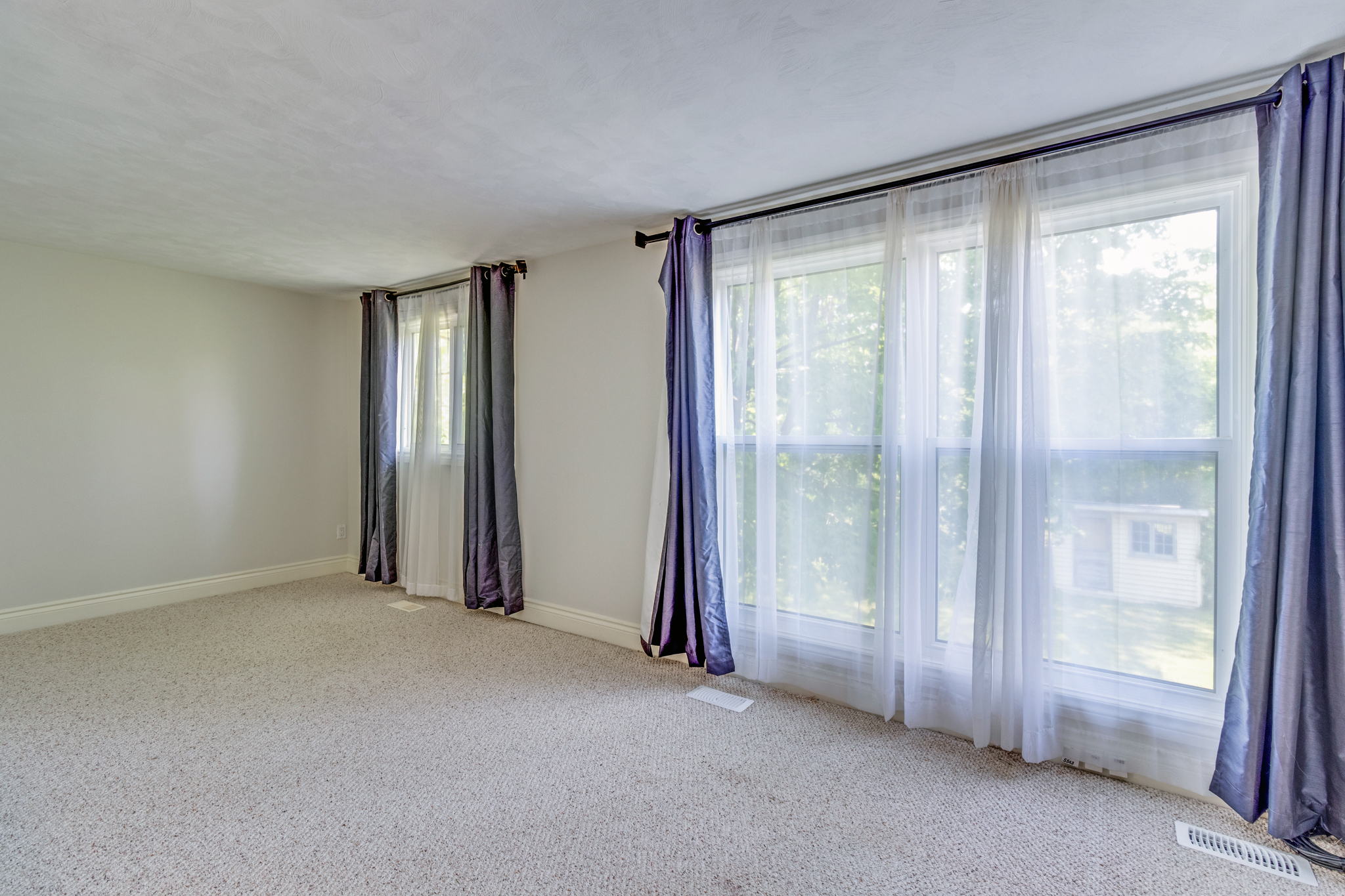 26 Whiting Ave, Oshawa, ON L1H 3T3, Canada Photo 34