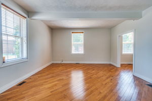 26 Whiting Ave, Oshawa, ON L1H 3T3, Canada Photo 12