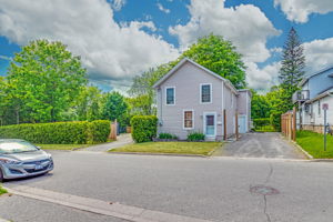 26 Whiting Ave, Oshawa, ON L1H 3T3, Canada Photo 2