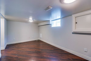 26 Whiting Ave, Oshawa, ON L1H 3T3, Canada Photo 48