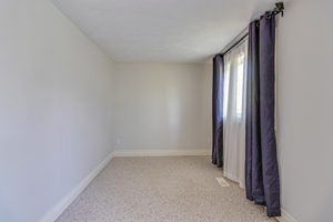 26 Whiting Ave, Oshawa, ON L1H 3T3, Canada Photo 34