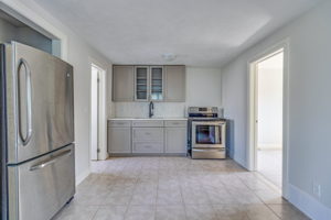 26 Whiting Ave, Oshawa, ON L1H 3T3, Canada Photo 36