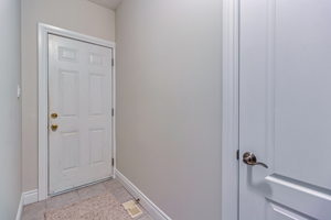 26 Whiting Ave, Oshawa, ON L1H 3T3, Canada Photo 7