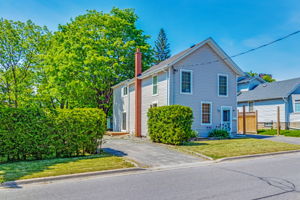 26 Whiting Ave, Oshawa, ON L1H 3T3, Canada Photo 4