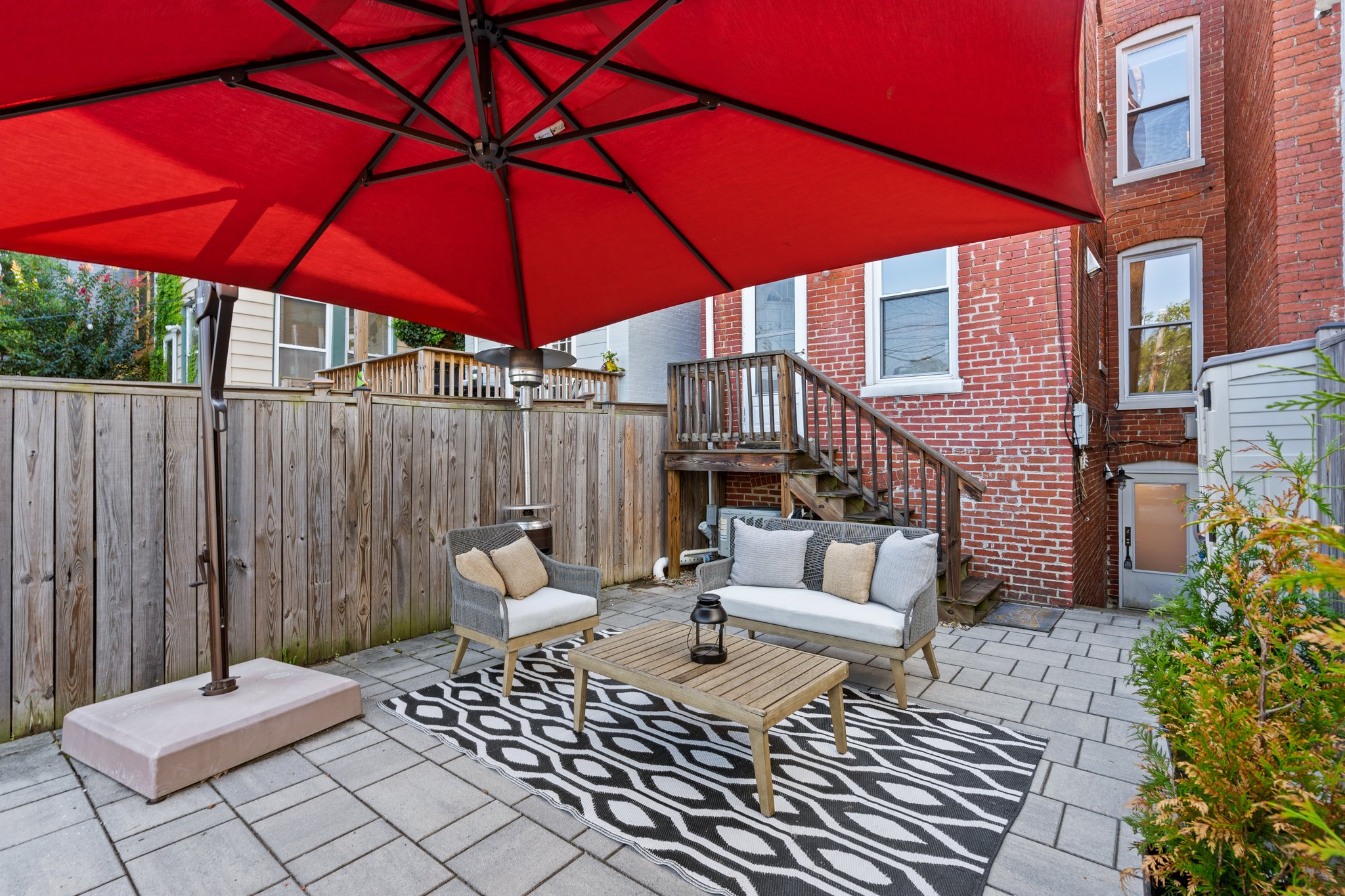 260 15th St SE, Washington, D.C., DC 20003, USA Photo 38