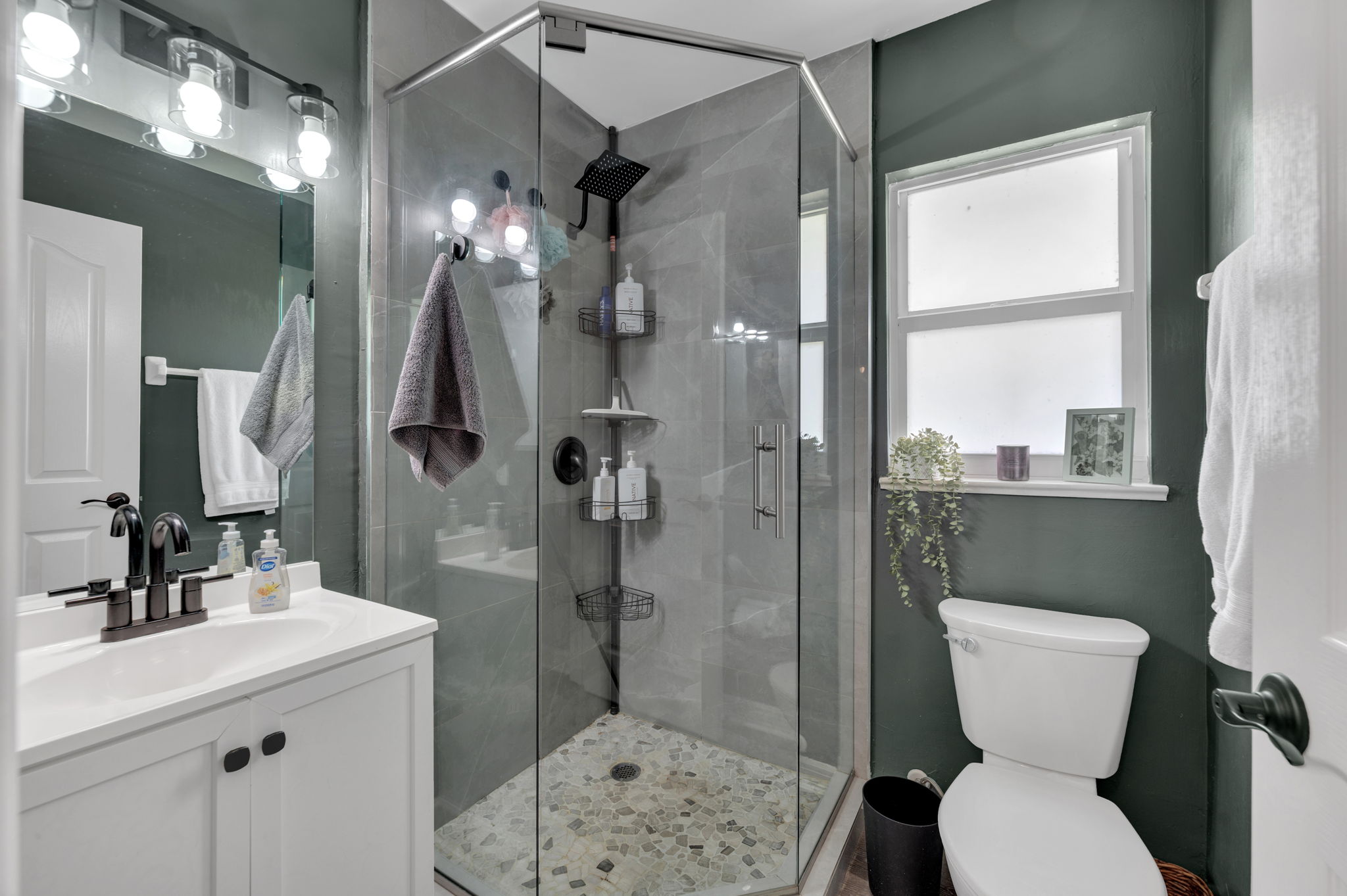 Guest Suite Bath