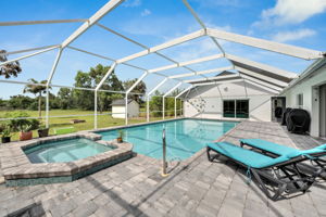 Lanai Pool