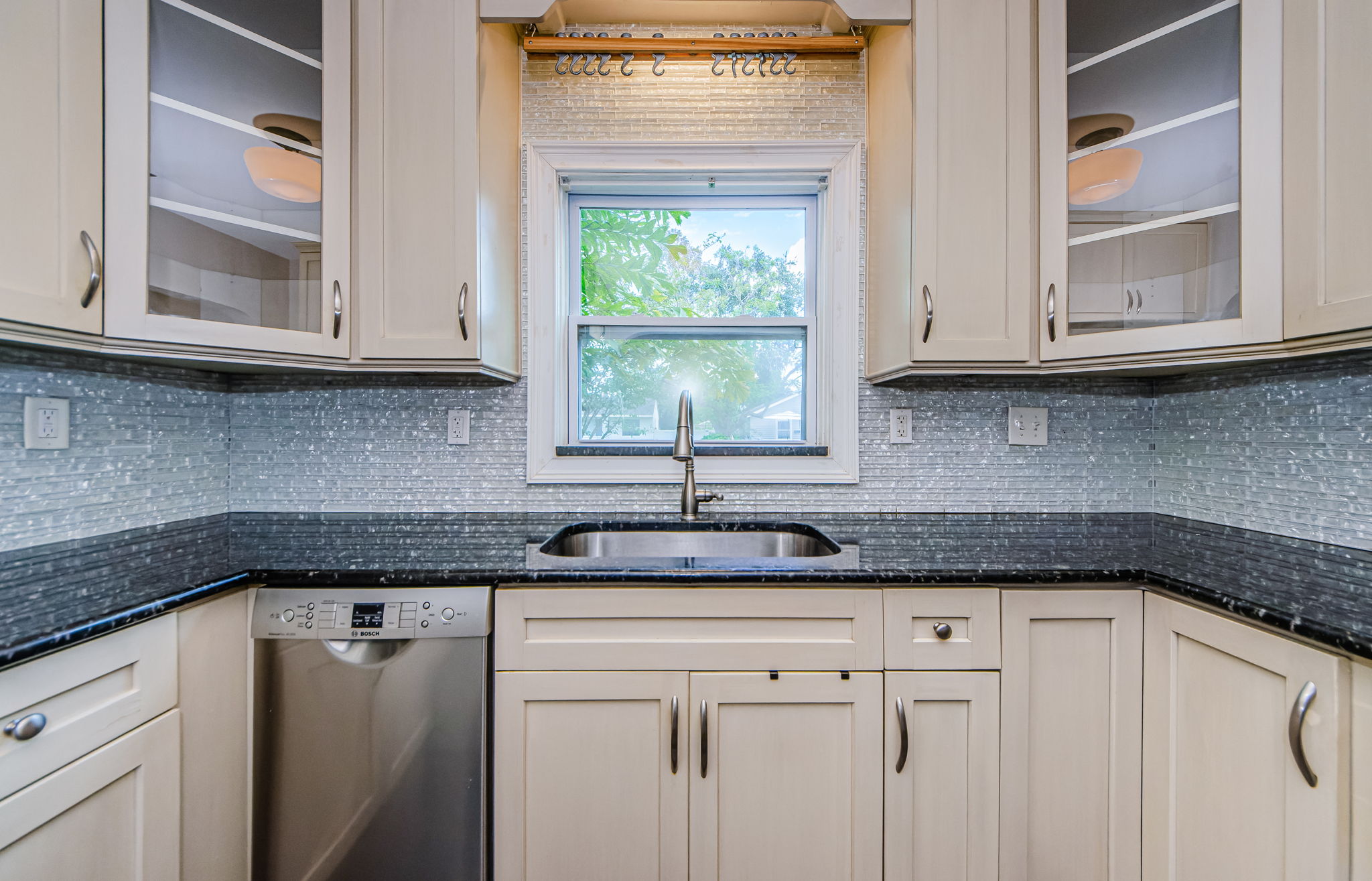 Kitchen 4