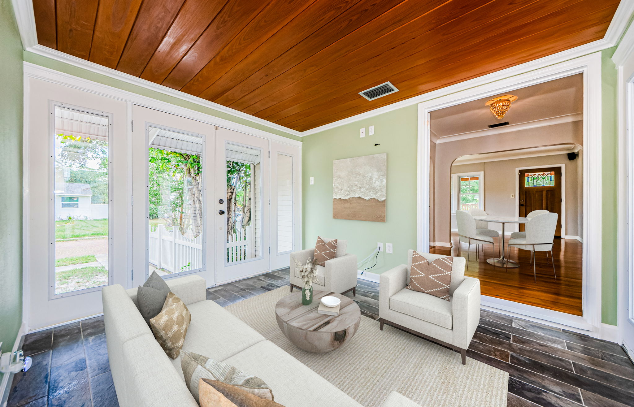 Family Room 2-vs