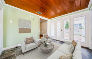 Family Room 3-vs