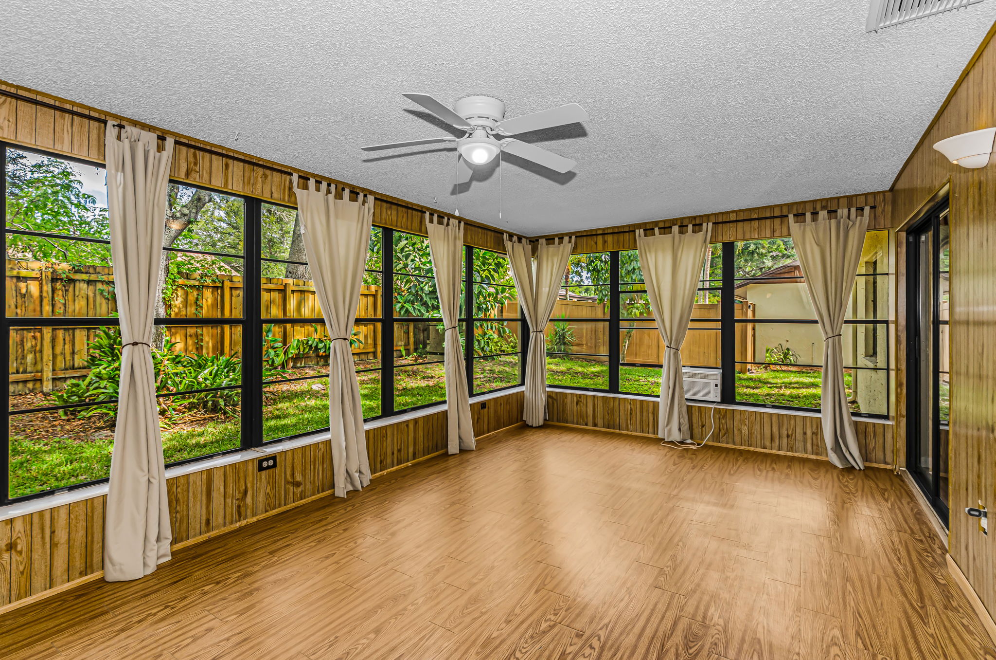 Sun Room2