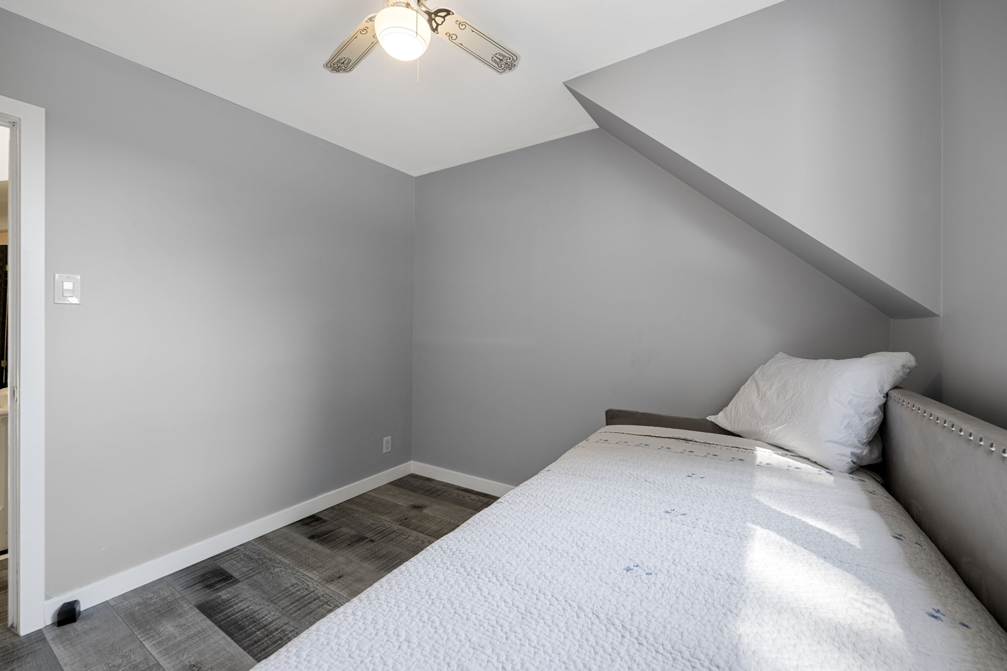Gravenhurst property showcase — delivered property photograph 32