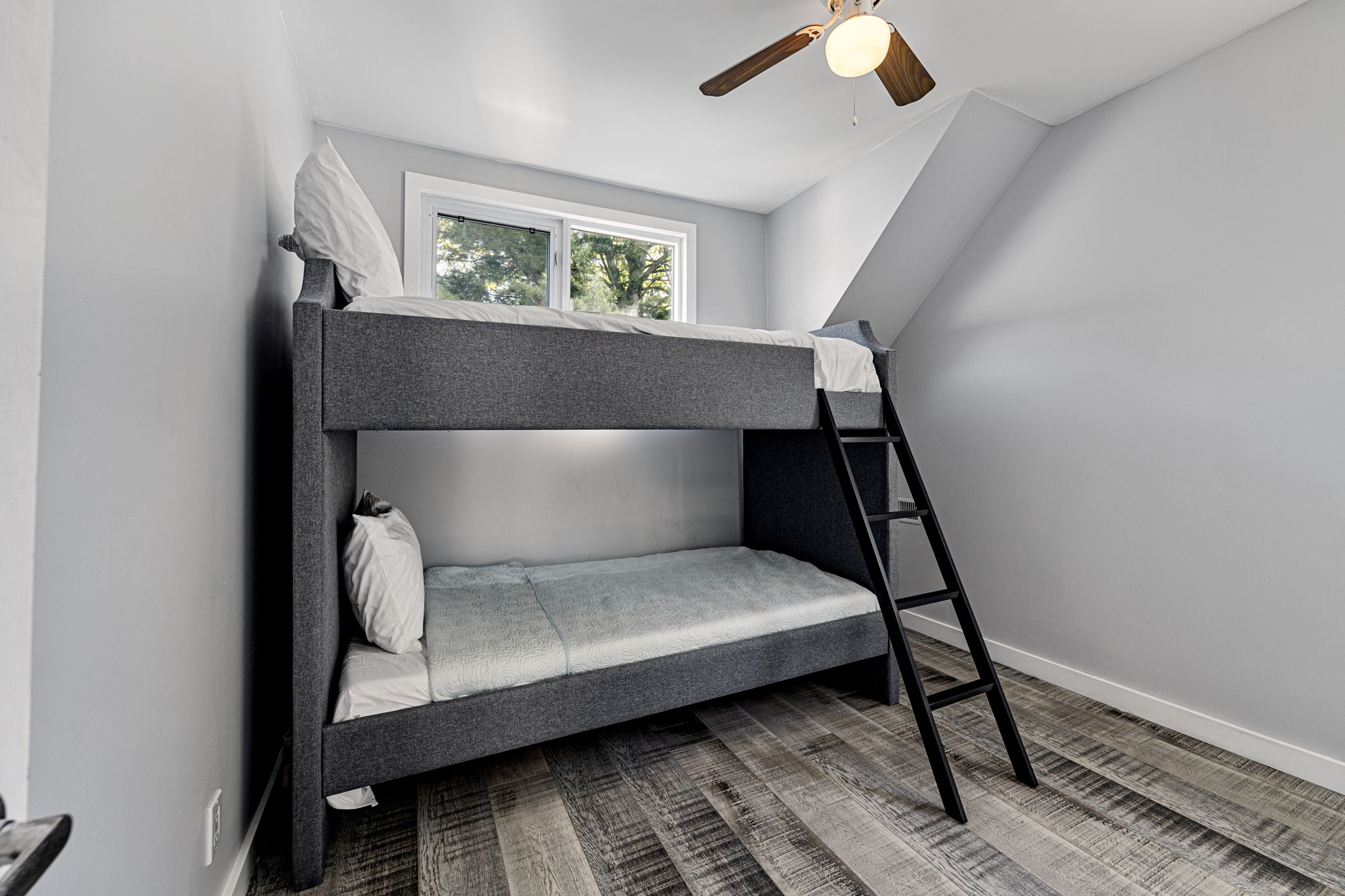 Gravenhurst property showcase — delivered property photograph 29