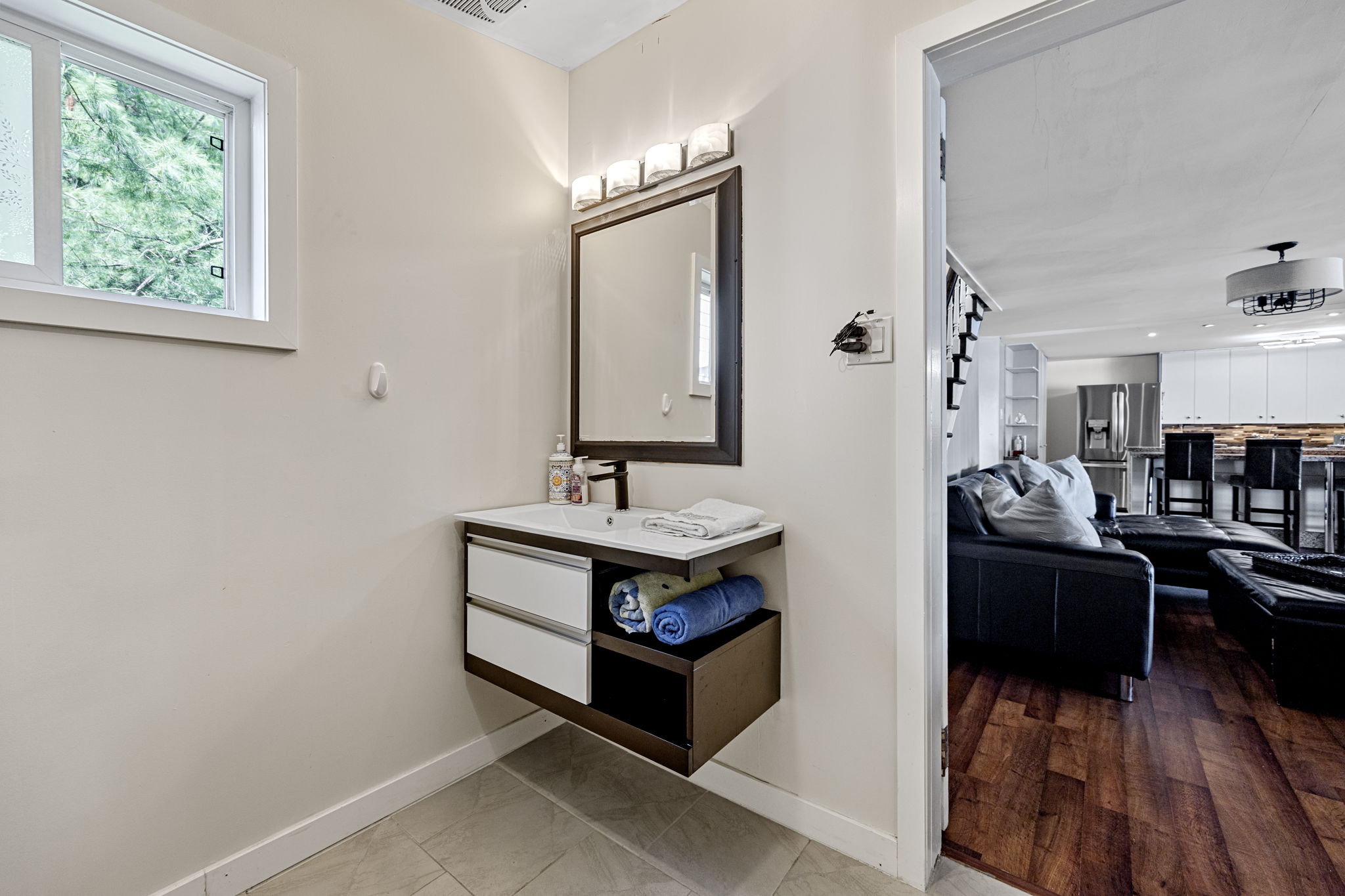 Gravenhurst property showcase — delivered property photograph 24