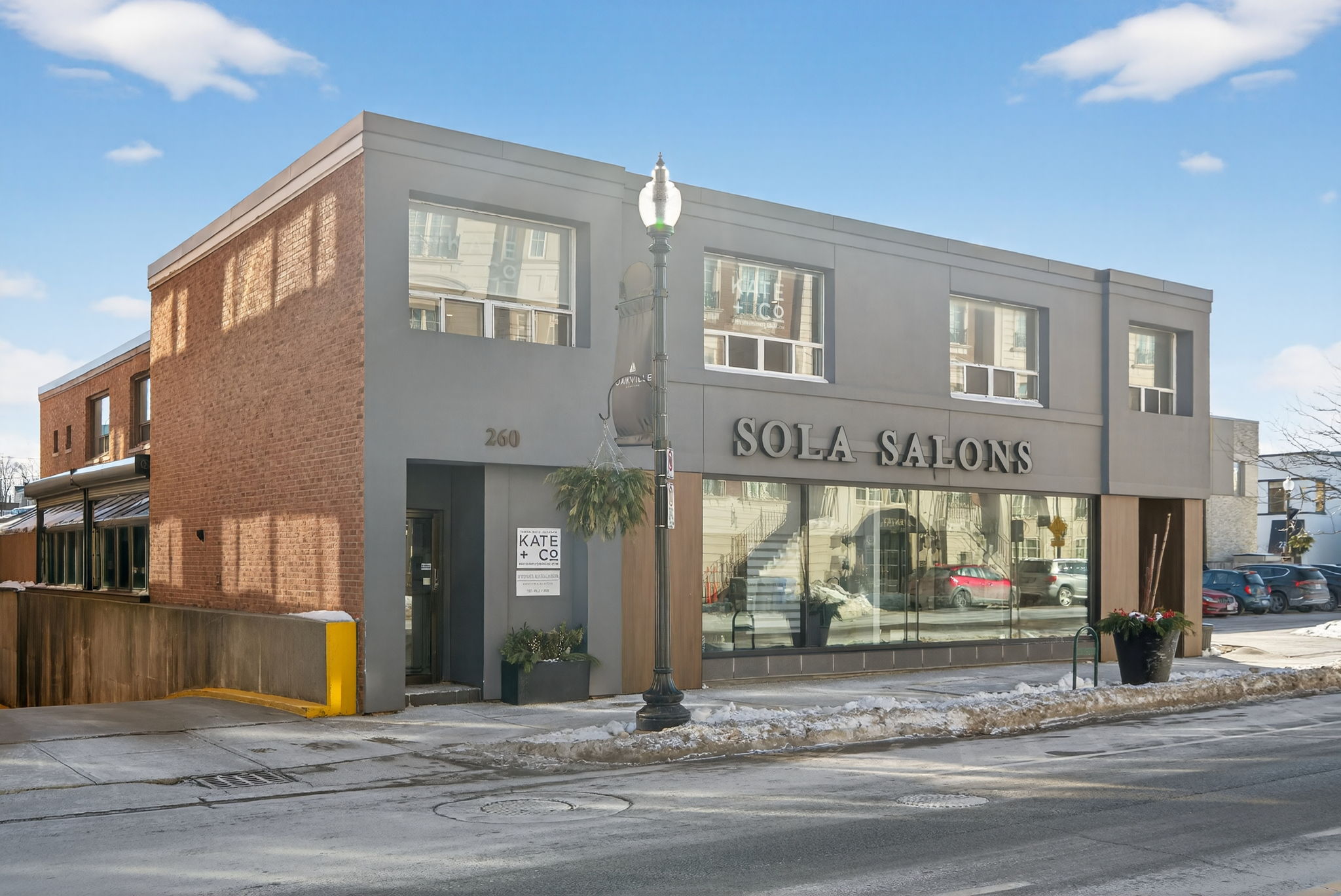 260 Church St Oakville, ON L6J 1N6