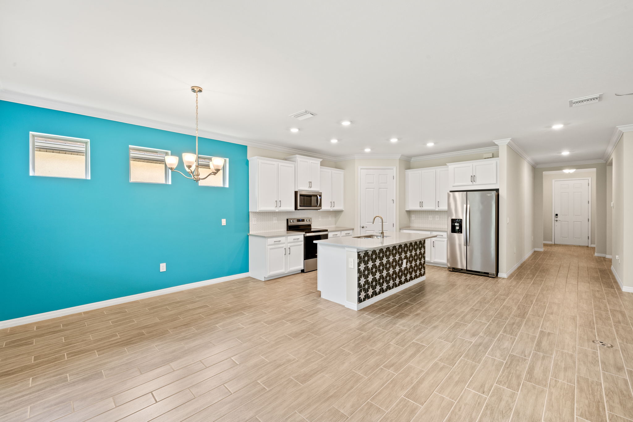 Dining Room 2 of 3