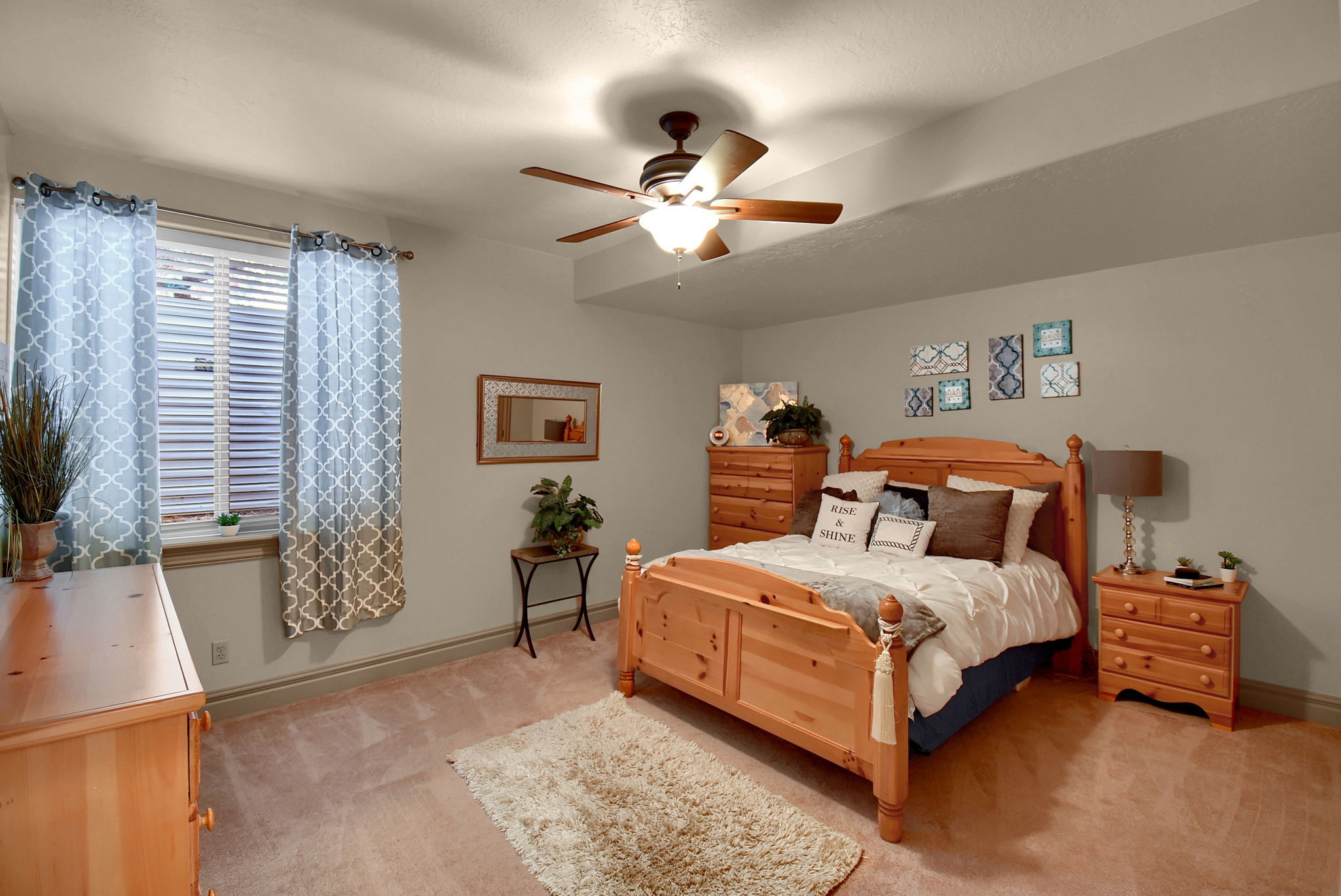  260 W 4200 N, Pleasant View, UT 84414, US Photo 34