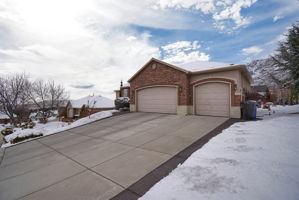  260 W 4200 N, Pleasant View, UT 84414, US Photo 44
