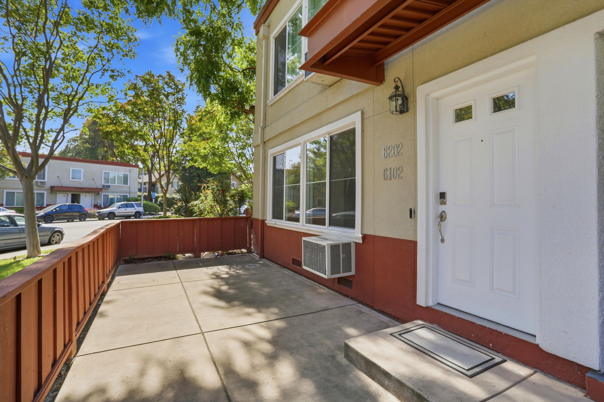 007_F8_2600 Cortez Dr 6102