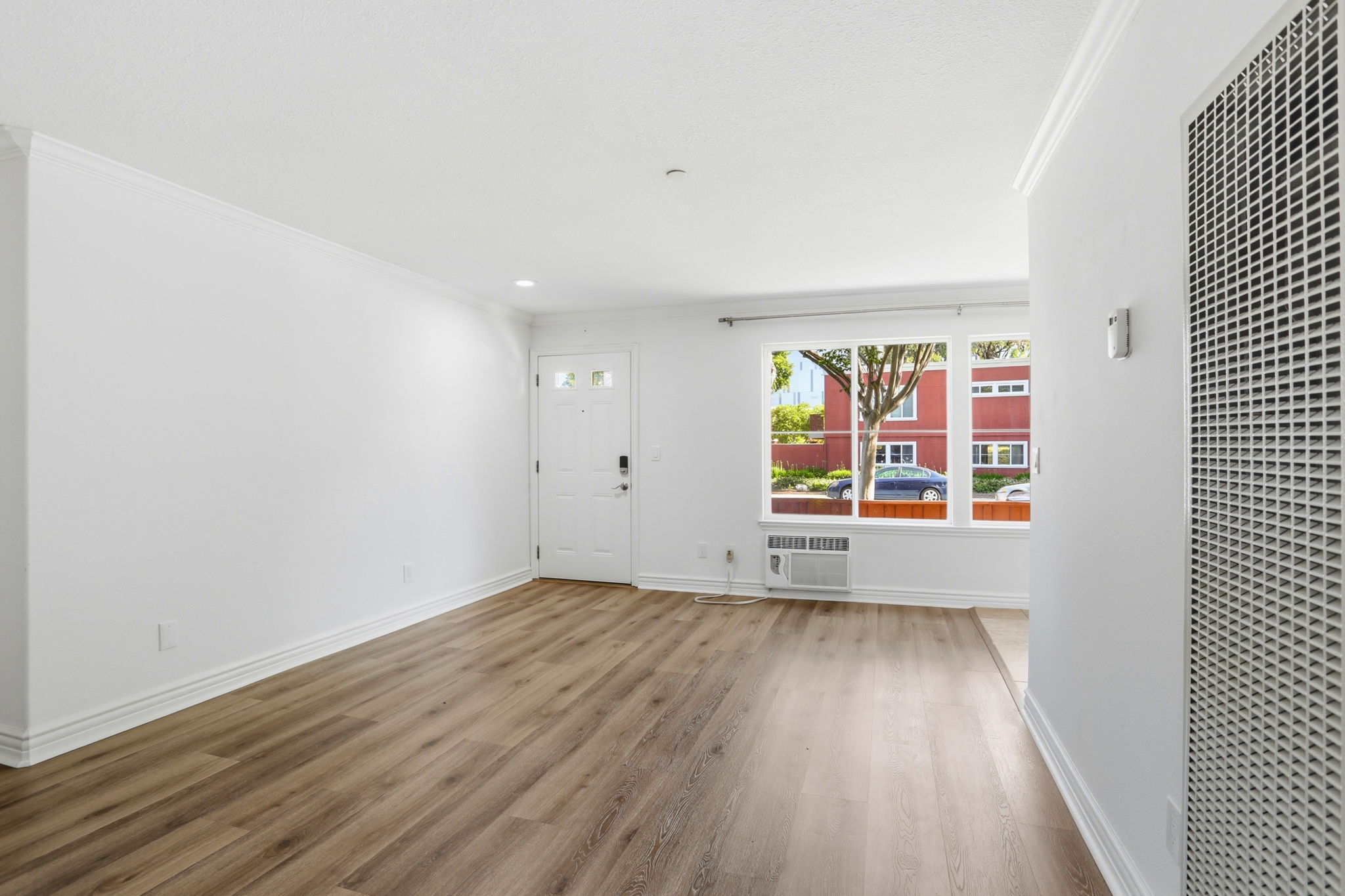 011_F8_2600 Cortez Dr 6102