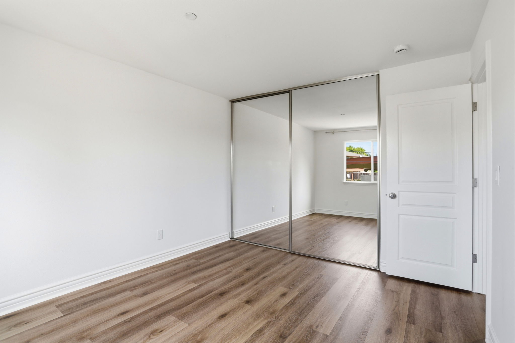 027_F8_2600 Cortez Dr 6102