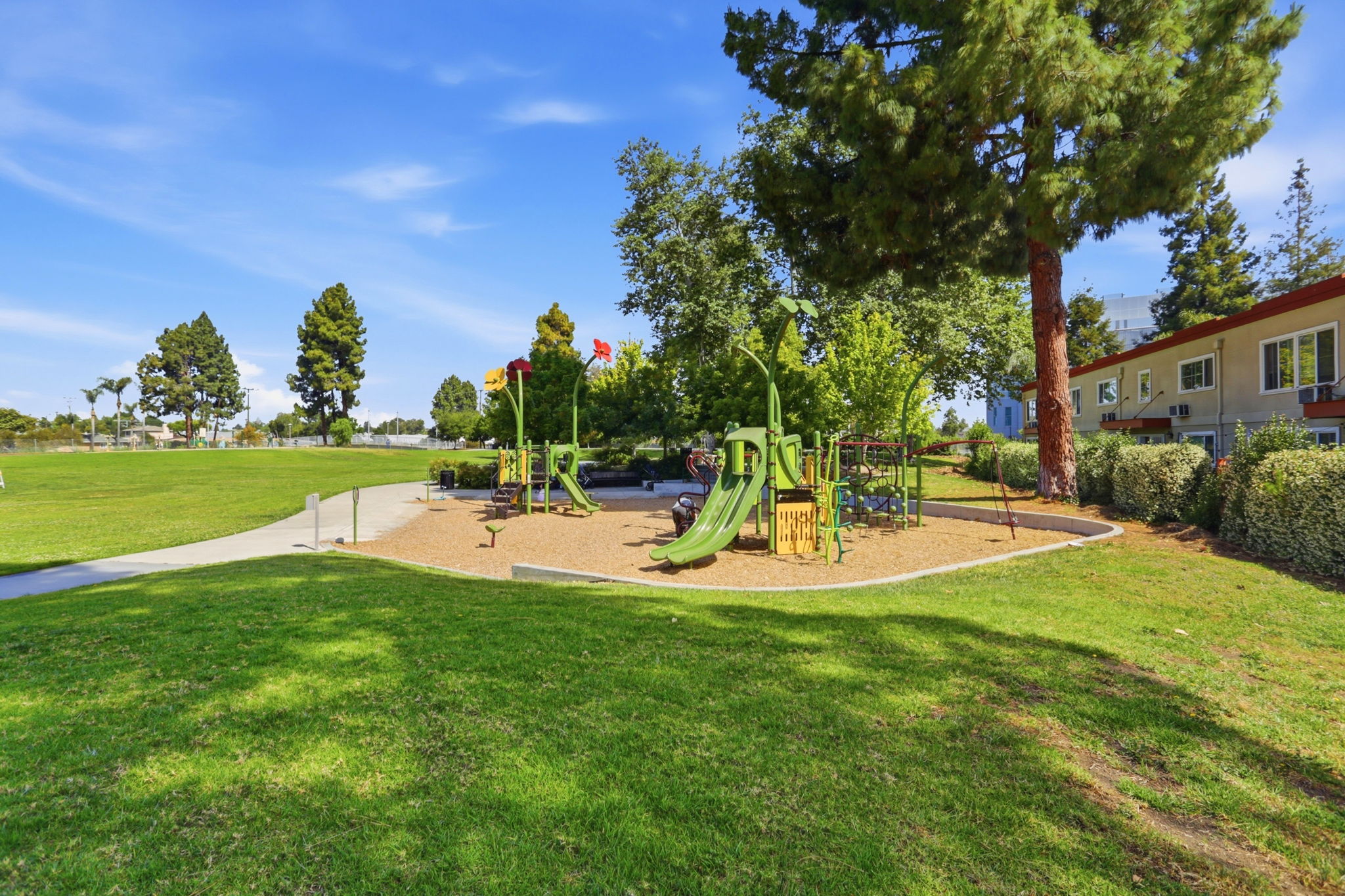 033_F8_2600 Cortez Dr 6102