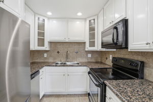 014_F8_2600 Cortez Dr 6102