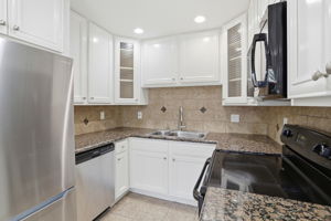 016_F8_2600 Cortez Dr 6102