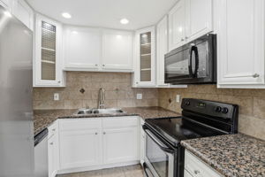 017_F8_2600 Cortez Dr 6102