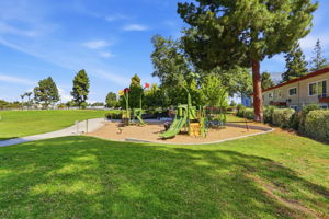 033_F8_2600 Cortez Dr 6102