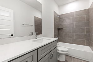  Photo 45