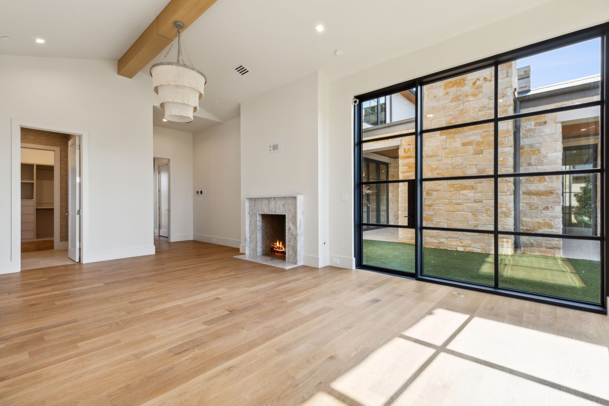 2600Magnolia_019