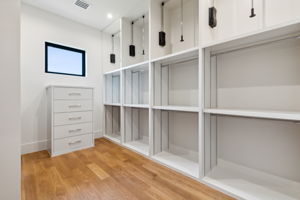 2600Magnolia_024