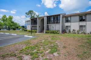 Front Exterior2