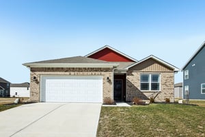 Redding Dr-S0103-001.jpg