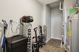 Redding Dr-S0103-023.jpg