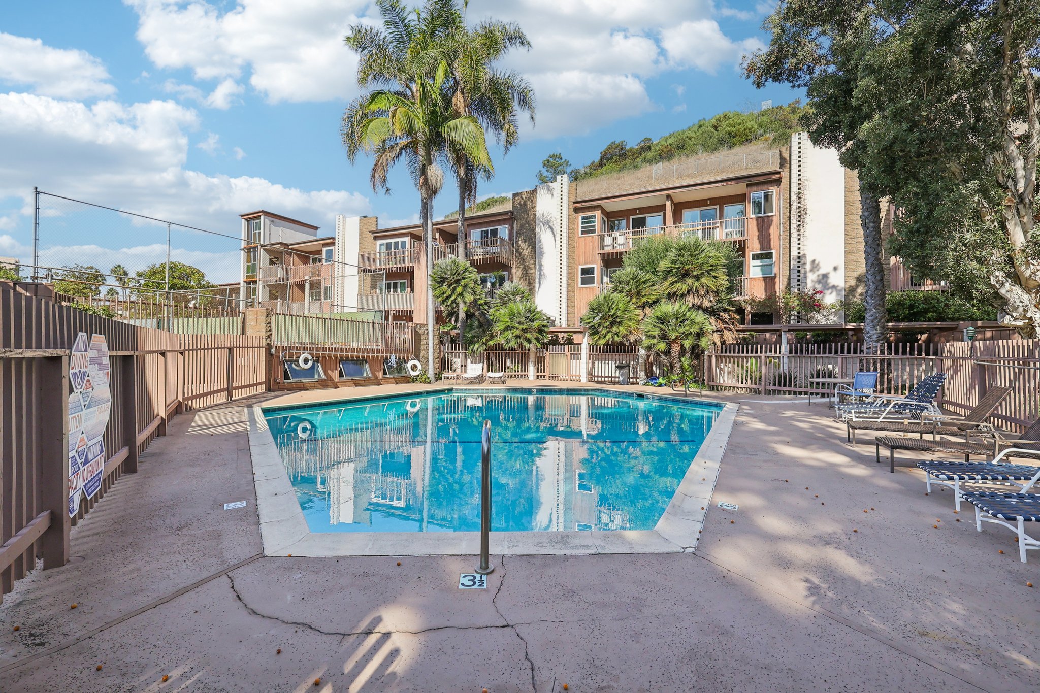 Torrey Pines Rd A 13-0111-905.jpg