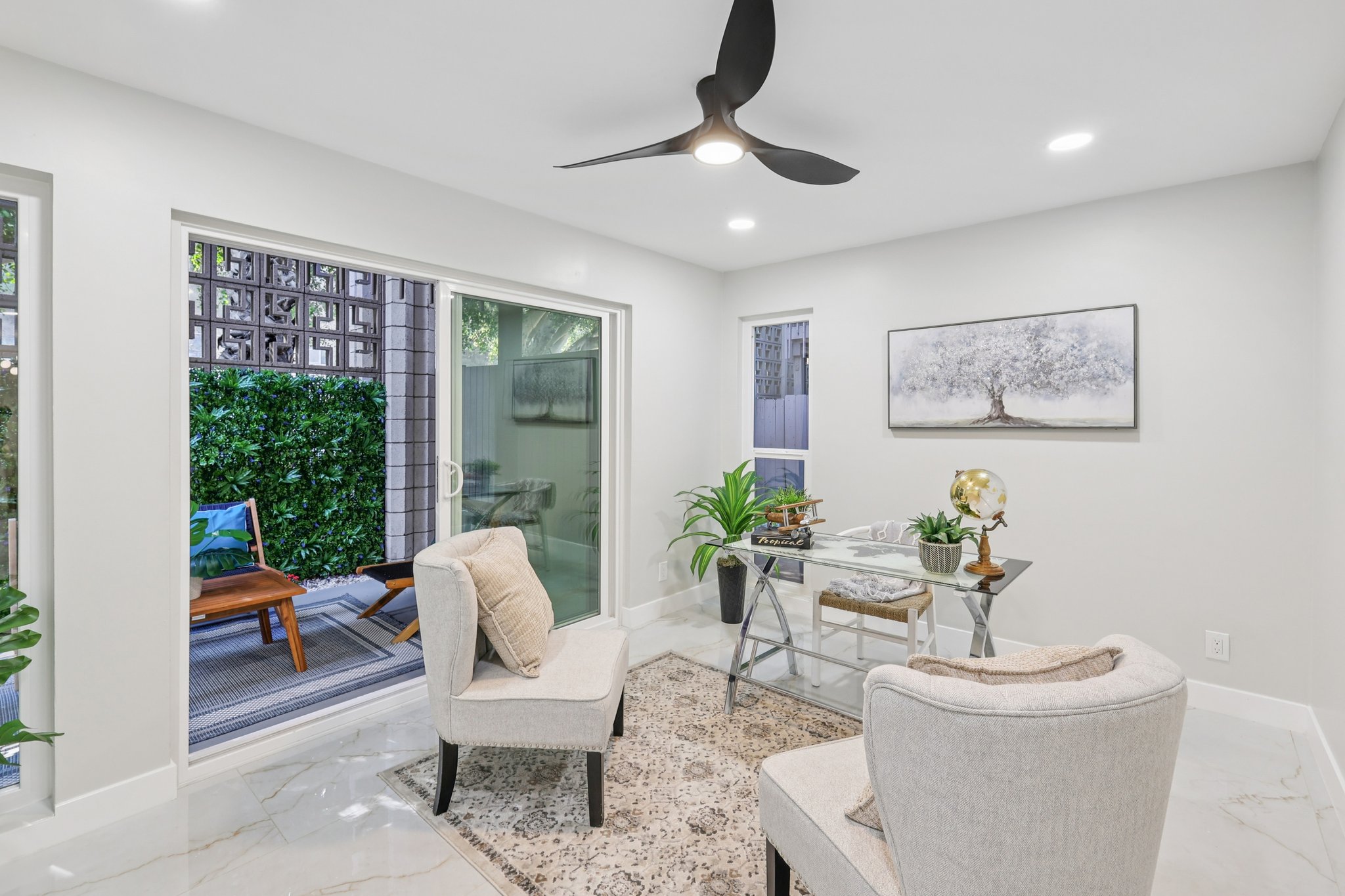 Torrey Pines Rd A 13-S0111-027.jpg