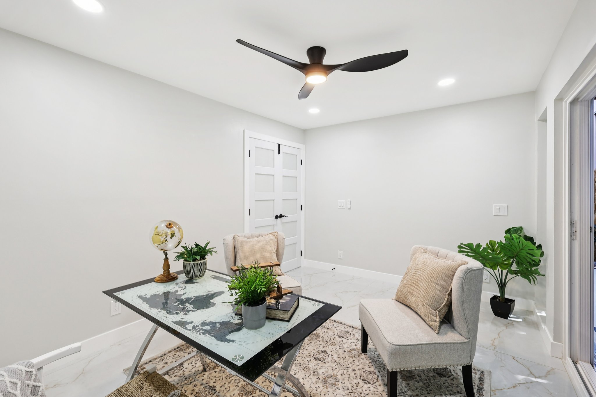 Torrey Pines Rd A 13-S0111-031.jpg