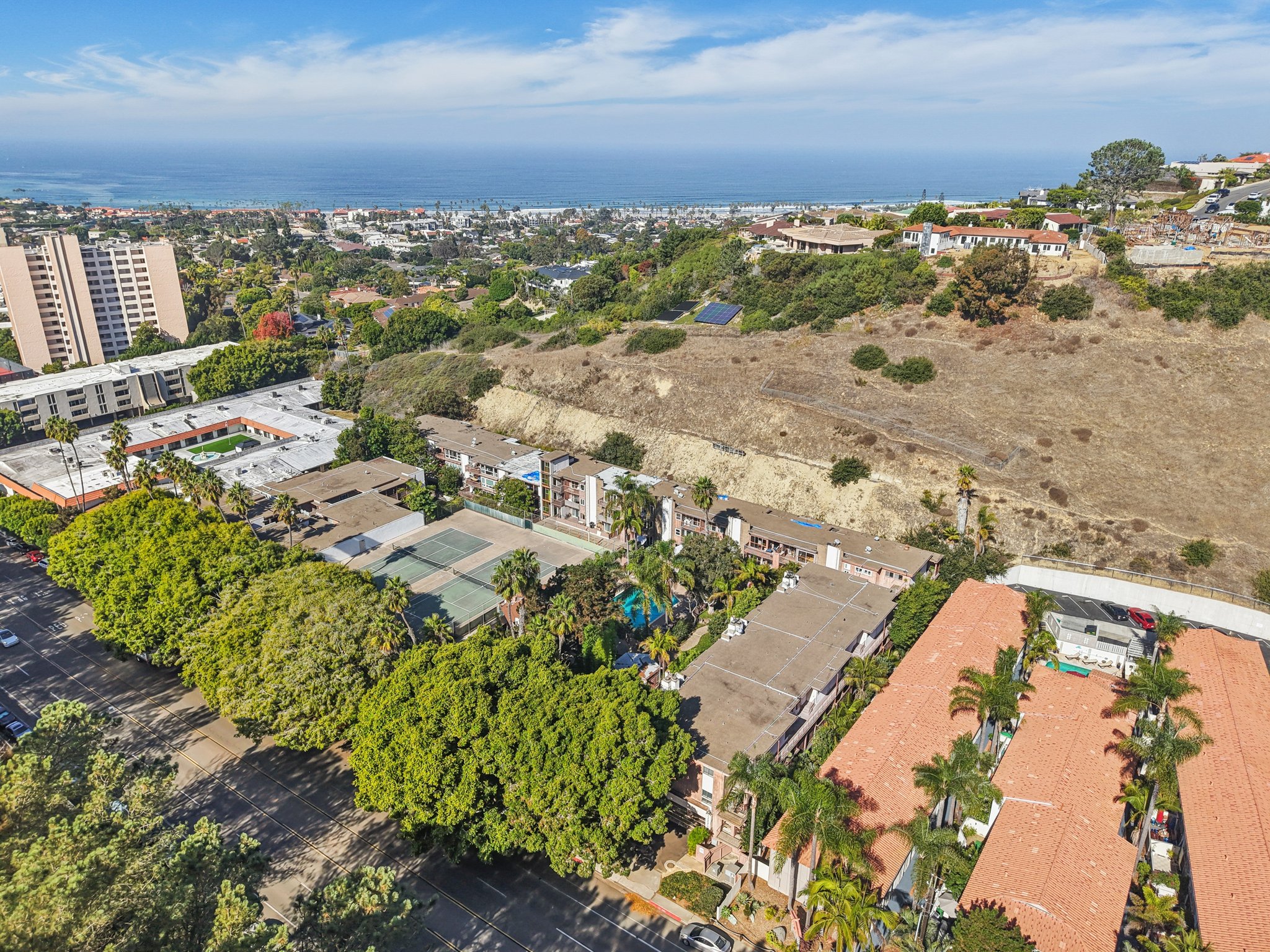 Torrey Pines Rd A 13-S0111-053.jpg