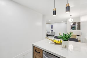 Torrey Pines Rd A 13-S0111-018.jpg