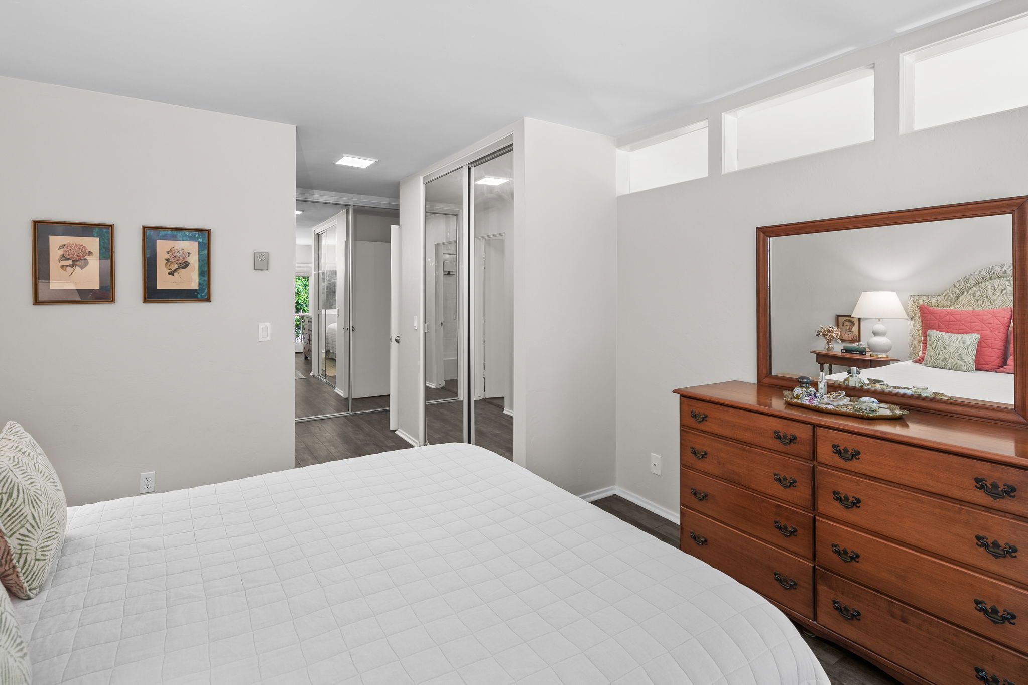 2600 Torrey Pines Rd-19