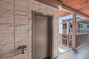 2600 Torrey Pines Rd-24