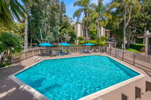 2600 Torrey Pines Rd-27