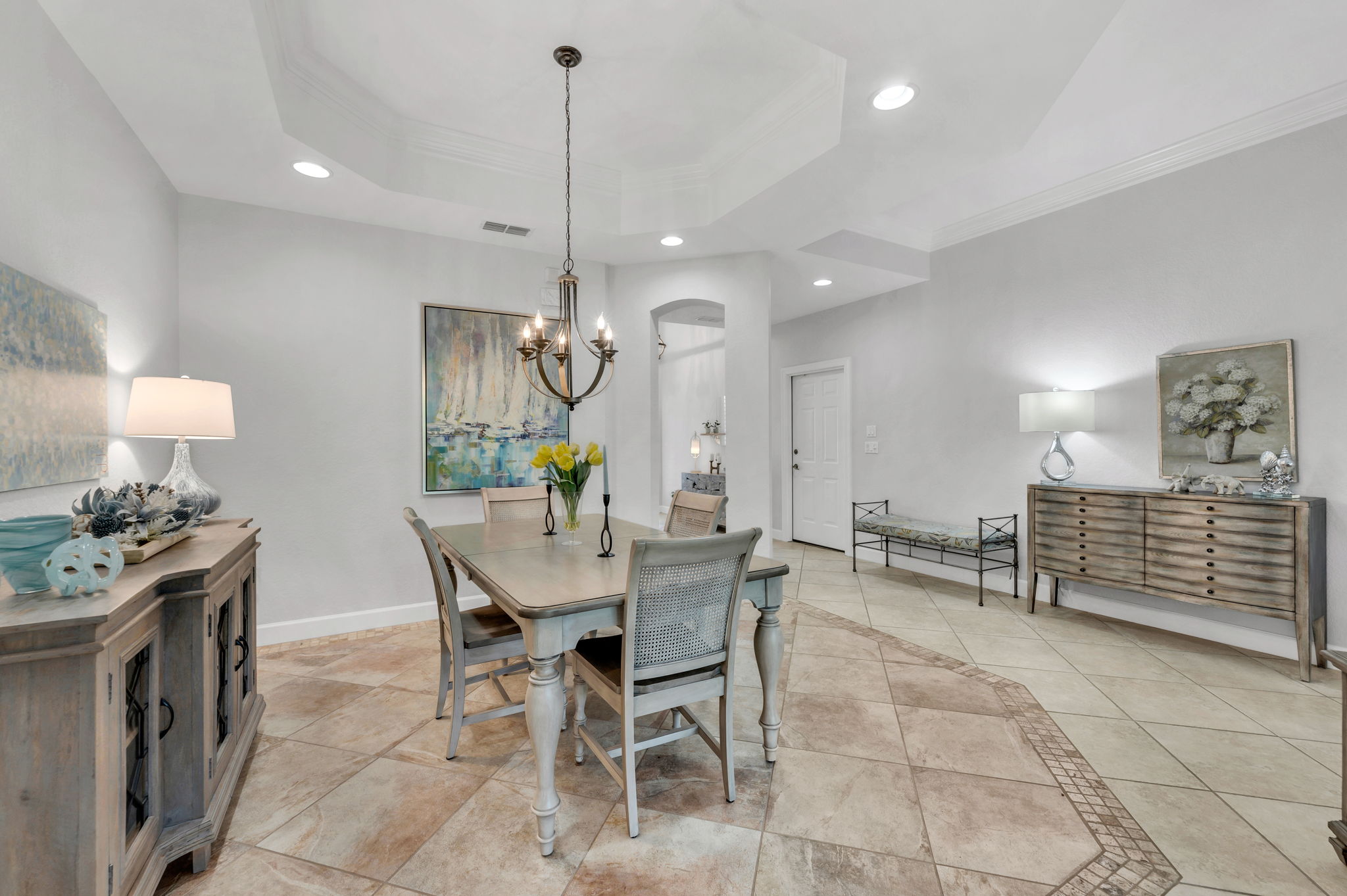 Dining - Foyer 2